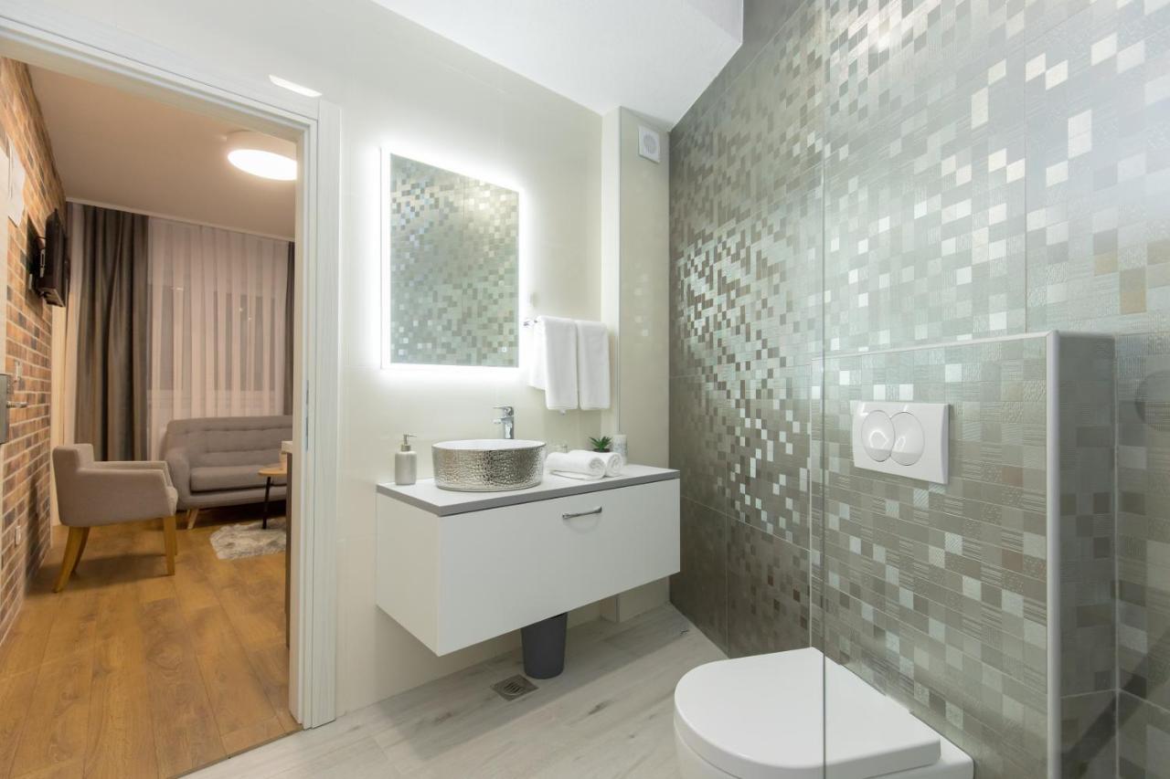 Apartmani I Sobe Pejacevic Osijek Exteriör bild