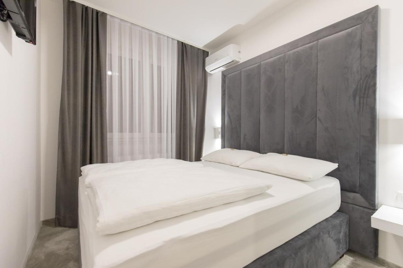 Apartmani I Sobe Pejacevic Osijek Exteriör bild